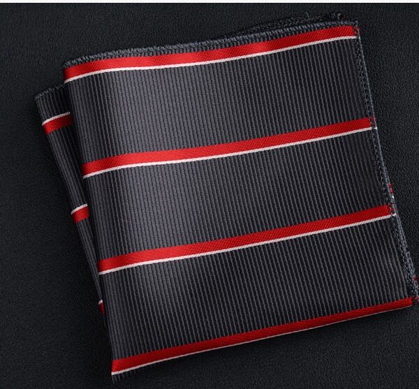 Μαύρο κόκκινο τετράγωνο μαντήλι τσέπης ριγε