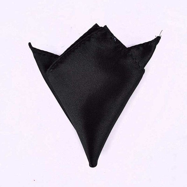 Μαύρο τετράγωνο μαντήλι σακακιού