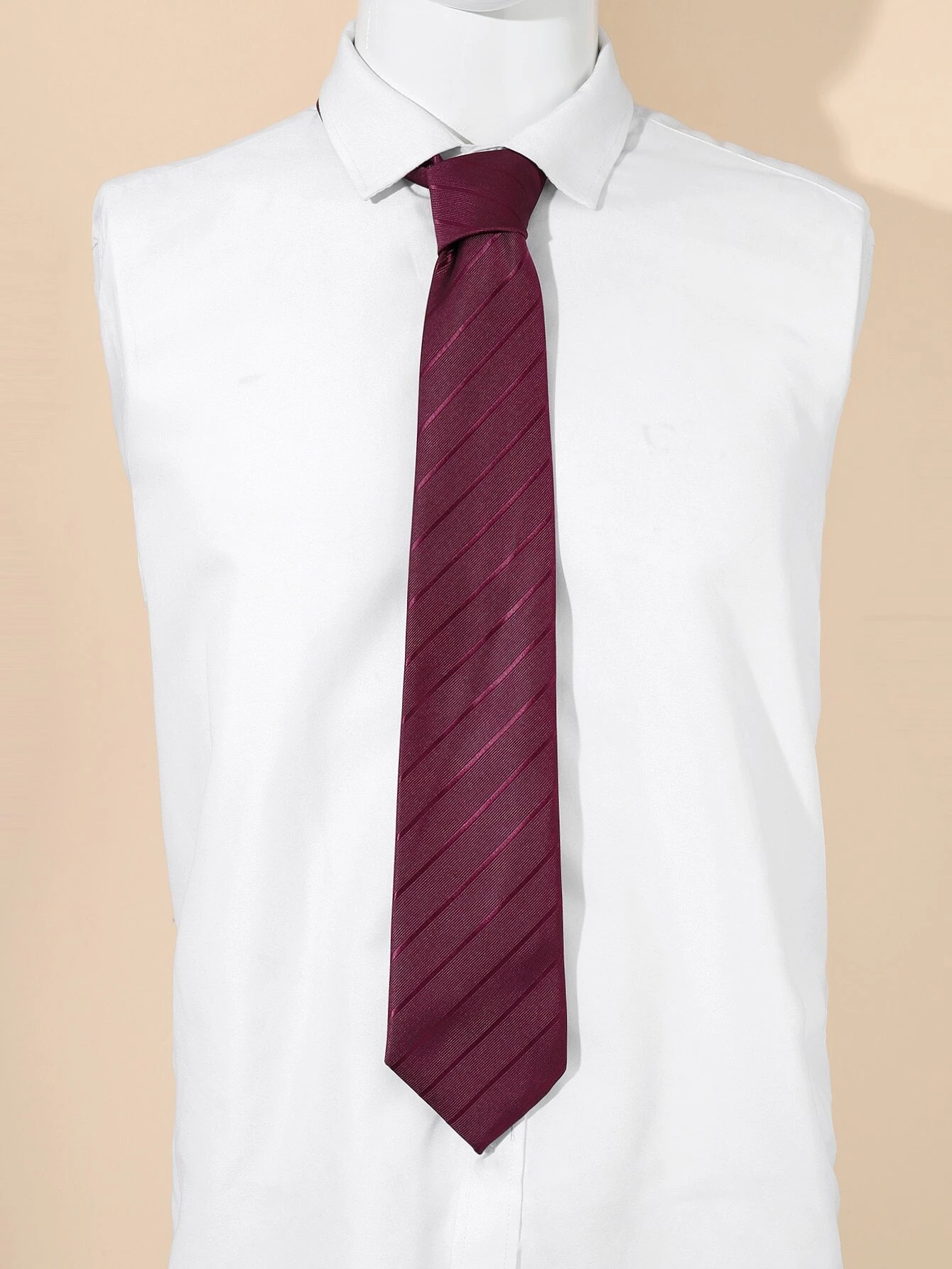 Πολυτελής μπορντω ανδρική γραβάτα ριγέ