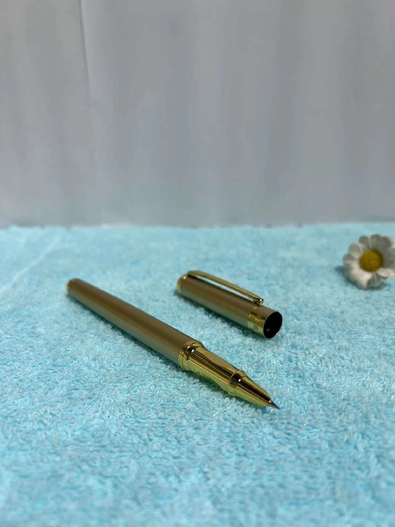 Φορητό μοντέρνο στυλό χρυσό I