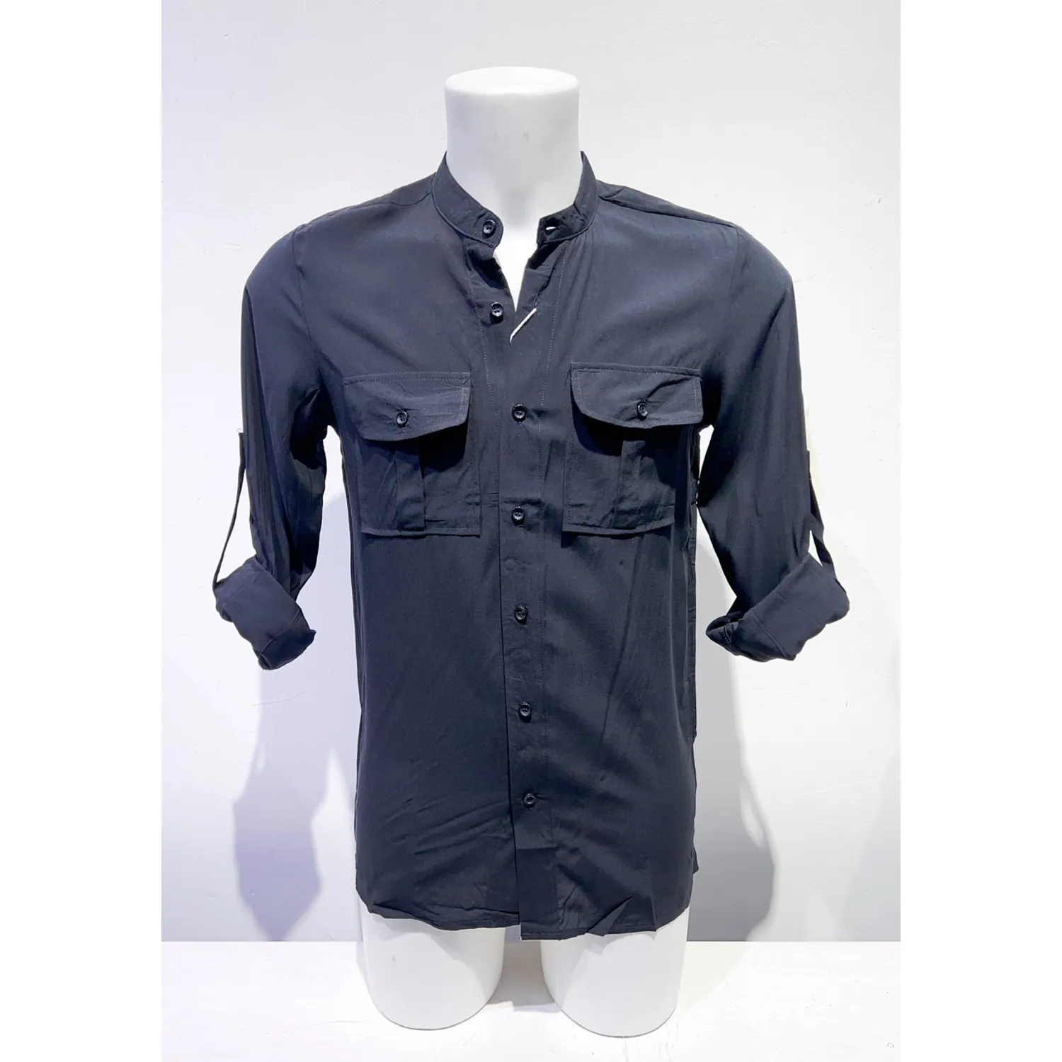 Ανδρικό μακρυμάνικο πουκάμισο μονόχρωμο μπλε με τσέπες