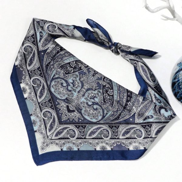 Τετράγωνο μπλε μαντήλι τσέπης με λαχούρια