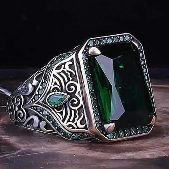 Ανδρικό δαχτυλίδι ασημί με πράσινη πέτρα