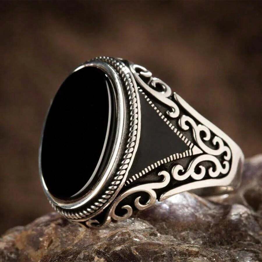 Ανδρικό δαχτυλίδι ασημί με μαύρη πέτρα κ σκάλισμα