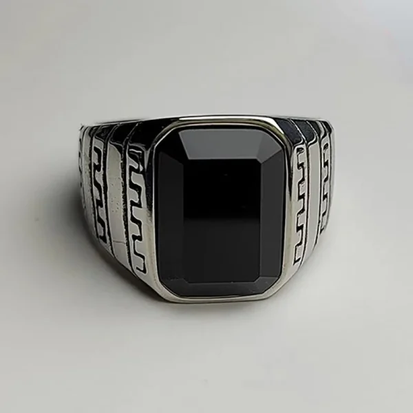 Ανδρικό δαχτυλίδι ασημί με μαύρη πέτρα όνυχα